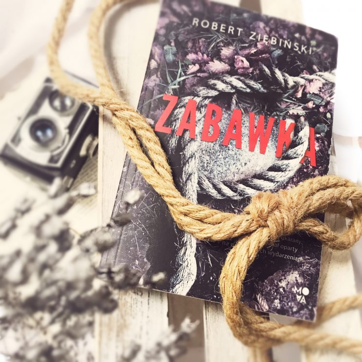 Zabawka, Wydawnictwo Mova, fot. Lady Pasja