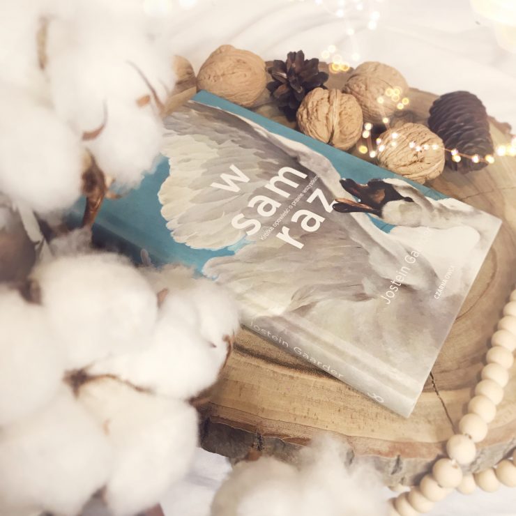 W sam raz, Wydawnictwo Czarna Owca, fot. Lady Pasja