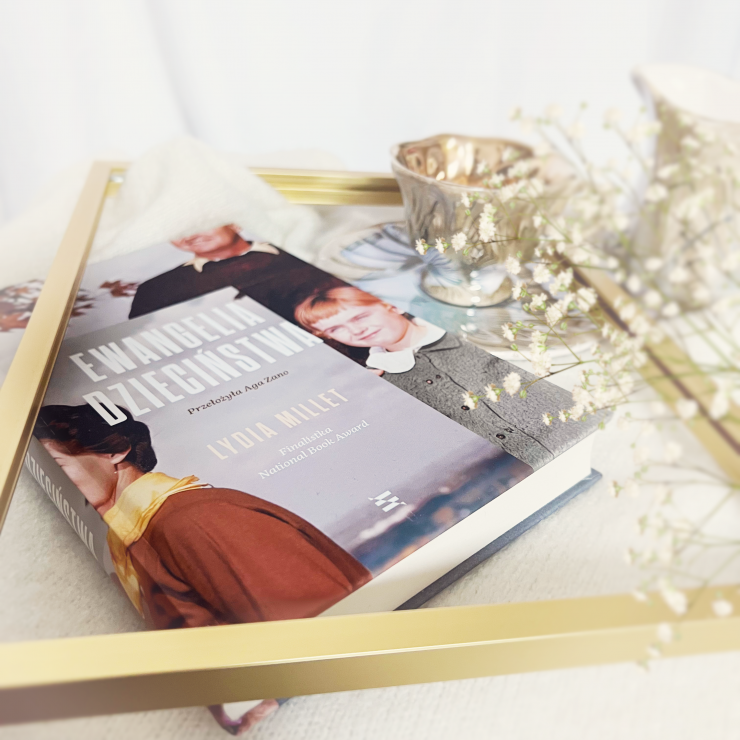 Ewangelia dzieciństwa, Wydawnictwo Czarna Owca, fot. Lady Pasja