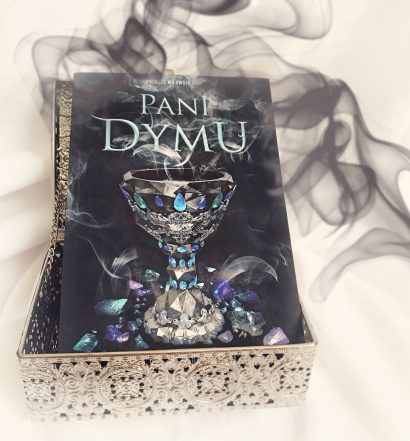 Pani Dymu, Laura Sebastian, Wydawnictwo Zysk, fot. Lady Pasja