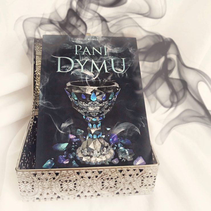 Pani Dymu, Laura Sebastian, Wydawnictwo Zysk, fot. Lady Pasja