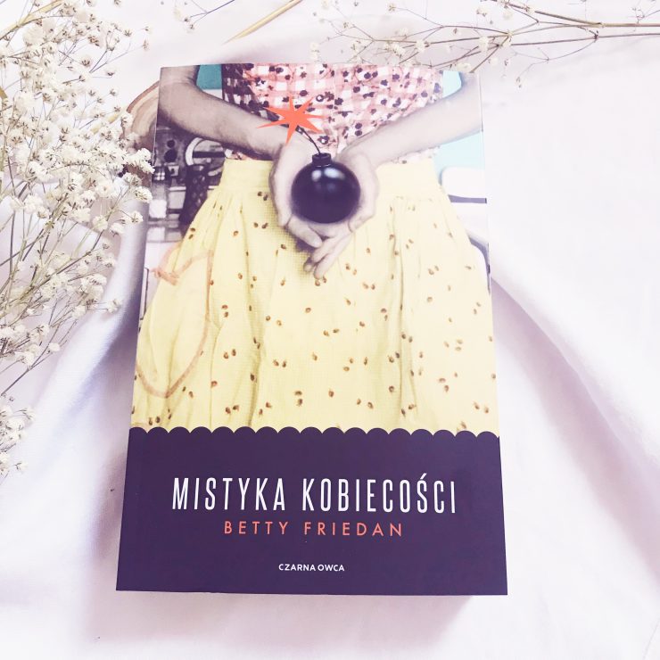 Mistyka kobiecości, Wydawnictwo Czarna Owca, fot. Lady Pasja