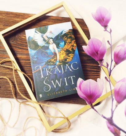 Tkając świt, Elizabeth Lim, Wydawnictwo We need YA, fot. Lady Pasja
